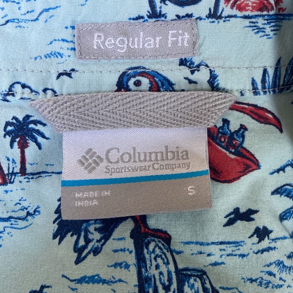 Columbia button-up - Picture 3 of 3